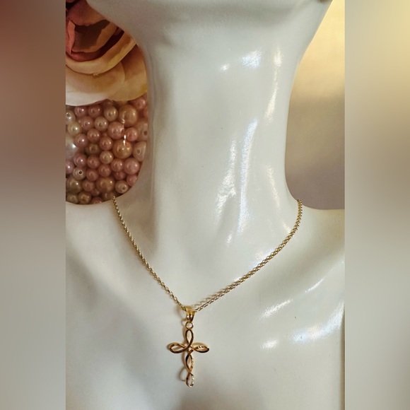 Cross Religious Pendant  💛 Real 18(18k) Karat Solid Gold Jewelry - Picture 4 of 10